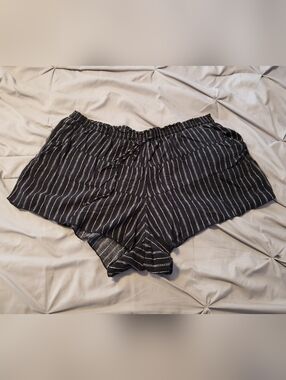 Maurices Flowy Shorts, XL